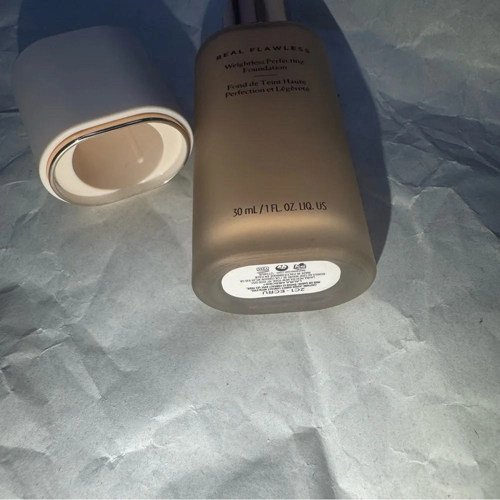 laura mercier new without